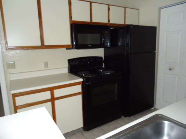 Photo - 1st Floor 2br/2ba Metrowest Condo with Pri...