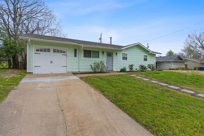 Building Photo - 5211 Halmark Dr