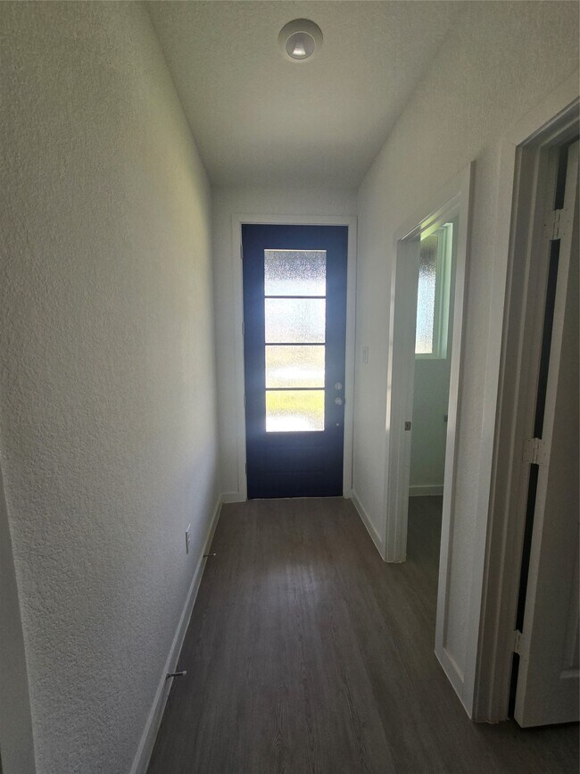 Foto del edificio - 13071 Pne Trace St