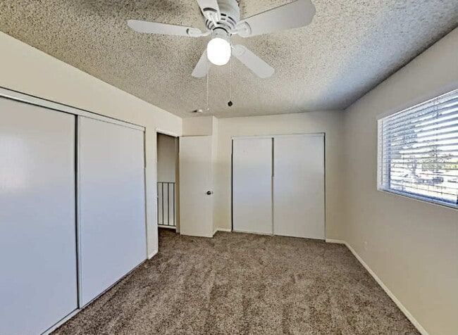 Foto del edificio - 1075 E 71st St