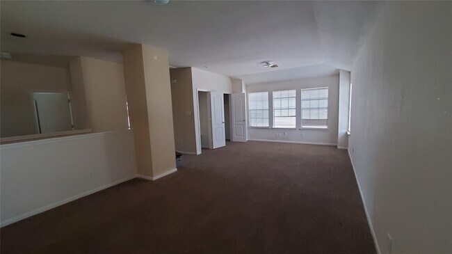 Building Photo - 16330 Dry Berry Ct