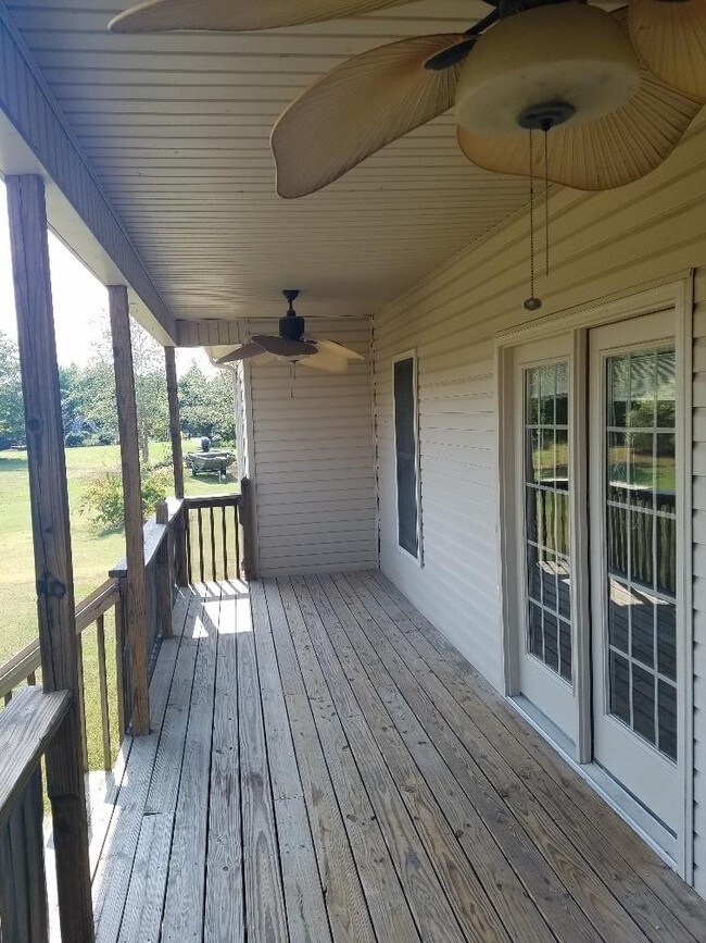 Foto del edificio - 114 Brierfield Way