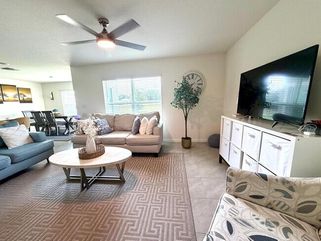 Building Photo - 35291 Spruce Knob Ct