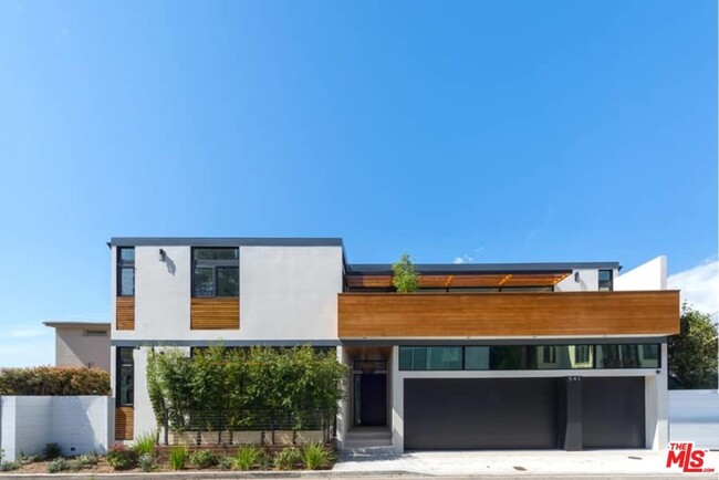 Building Photo - 541 Stassi Ln