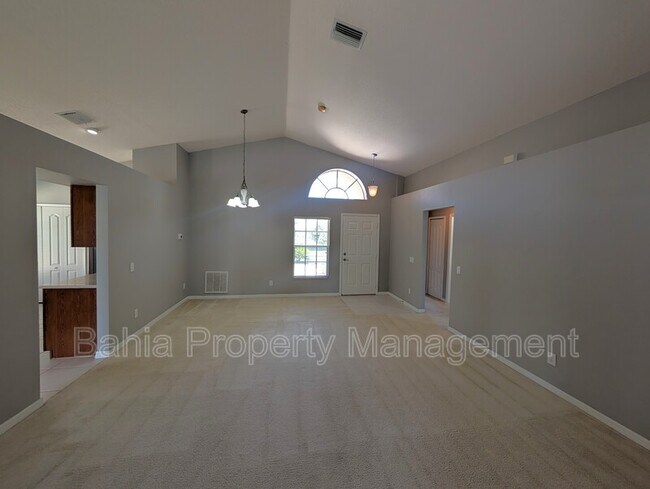 Foto del edificio - 31404 Philmar Ln