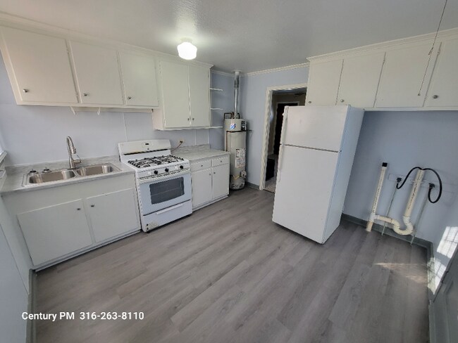 Foto del edificio - 4011 E Whitney Ln