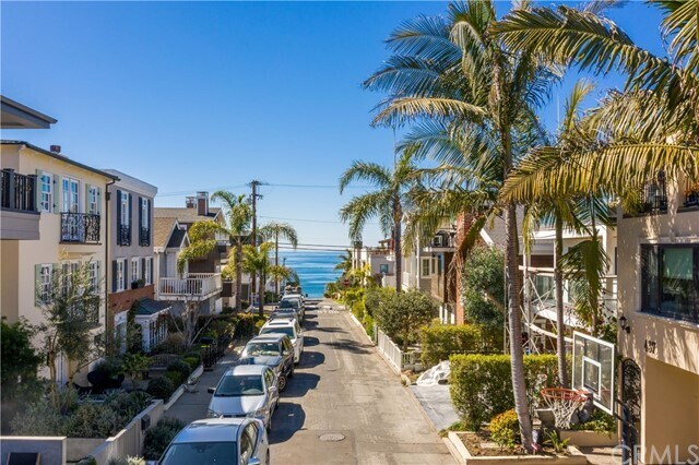 Building Photo - 437 27th St