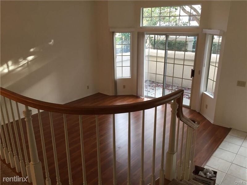 Foto principal - 2300 Maple Ave