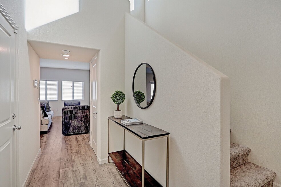 ALMOST NEW FULLY FURNISHED 4 BEDROOM, 2.5 BATHS, CONTEMPORARY FURNITURE AND FINISHES,