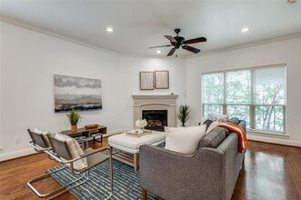 Building Photo - 3421 Normandy Ave