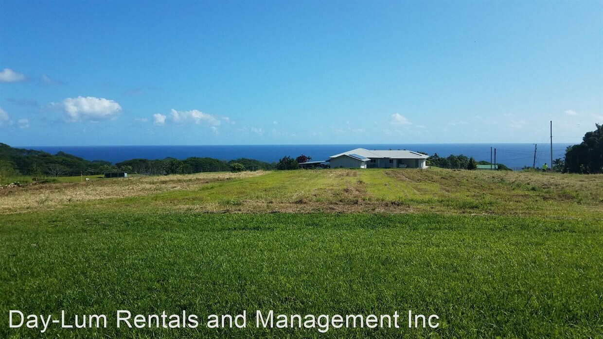2 br, 2 bath House 281078 Old Mamalahoa... House Rental in