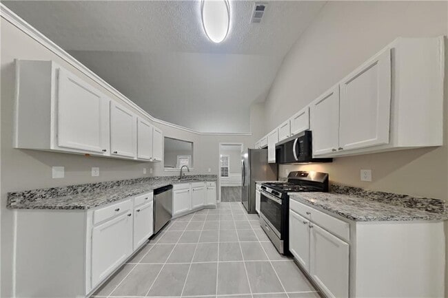 Foto del edificio - 775 James Ridge Dr