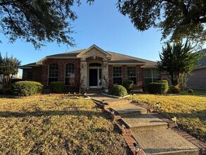 Building Photo - 8014 Wilmington Dr