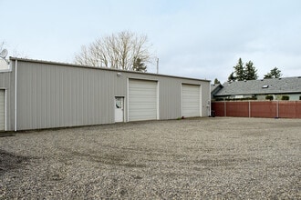 Building Photo - 4239 SE 141st Ave