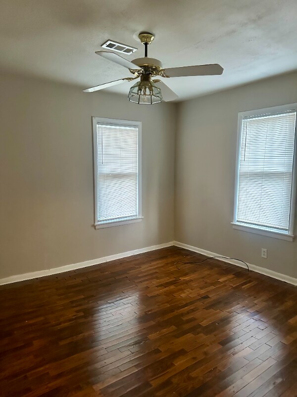 Foto del edificio - 407 Ponroy St