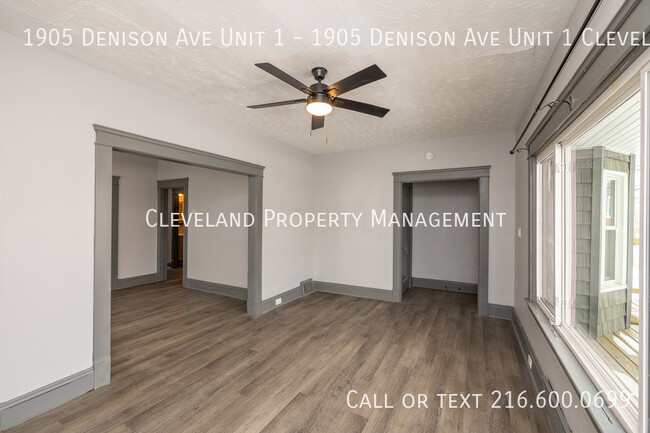 Foto del edificio - Fully Updated Cleveland Duplex