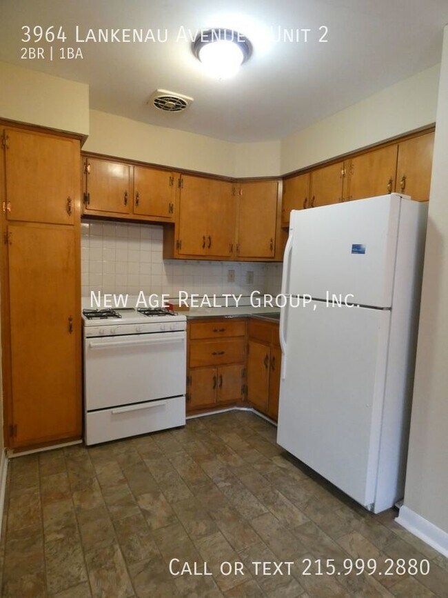Building Photo - 3964 Lankenau Ave