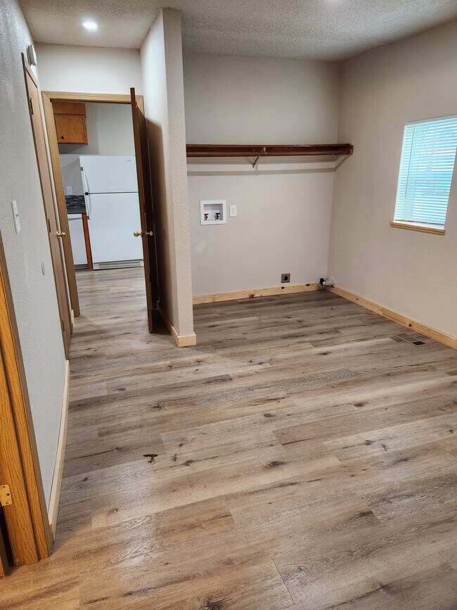 Foto del edificio - 13696 Gaffney Ln