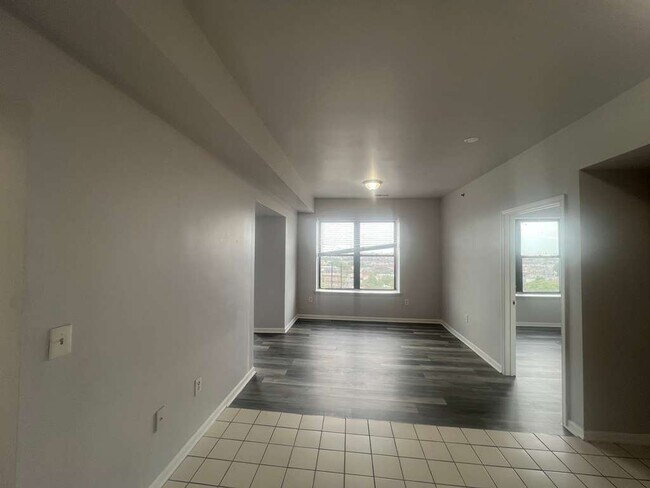 Foto del edificio - 279 Mt Prospect Ave