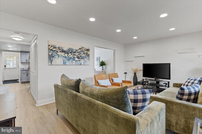 Foto del edificio - 12909 Marquette Ln