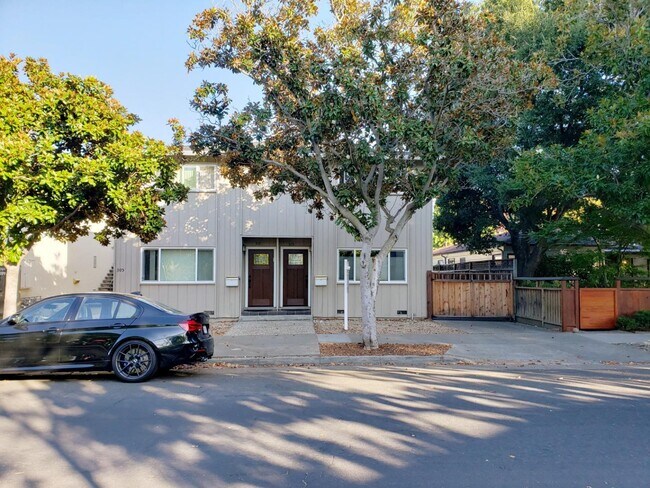 Foto del edificio - 309 College Ave