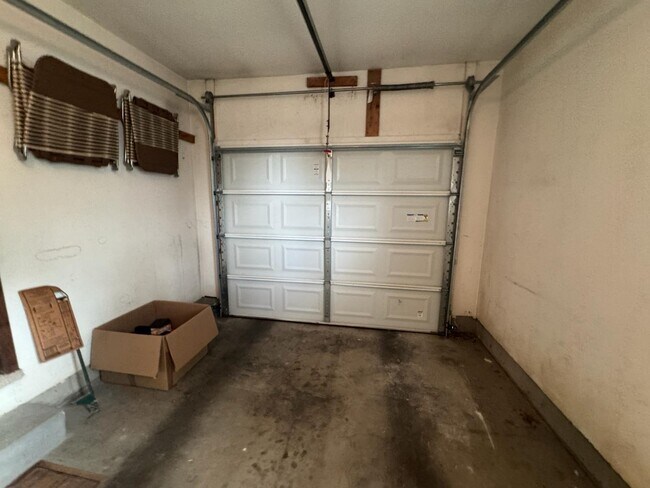 Foto del edificio - 3512 Ridgeway Ave