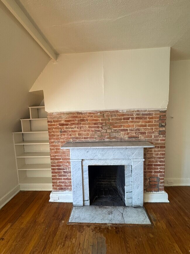 Foto del edificio - 1018 N Calvert St
