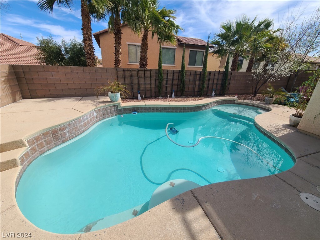 Foto principal - 326 Carlisle Crossing St