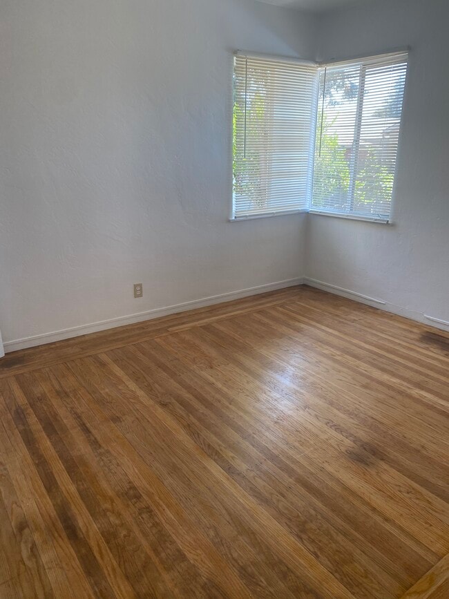 Building Photo - 6117 Monadnock Way