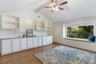 Building Photo - 759 Carlingford Ln