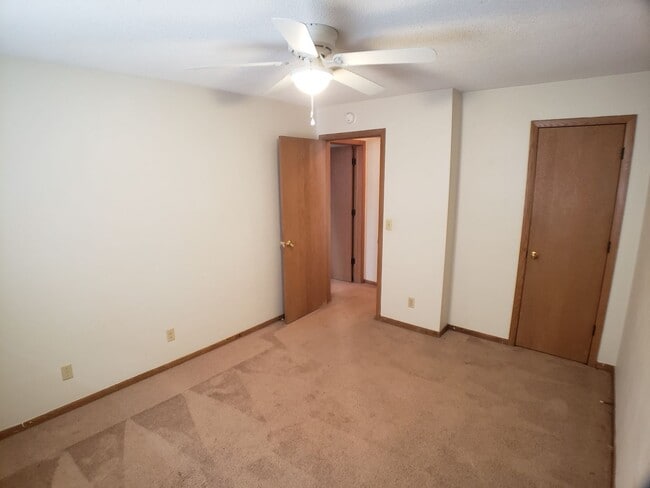 Foto del edificio - 2 Bedroom 1 Bath in Owatonna