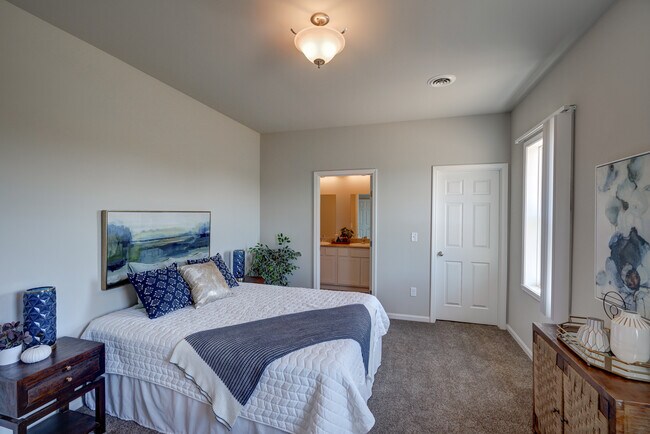 Foto del edificio - 634 McKay Way