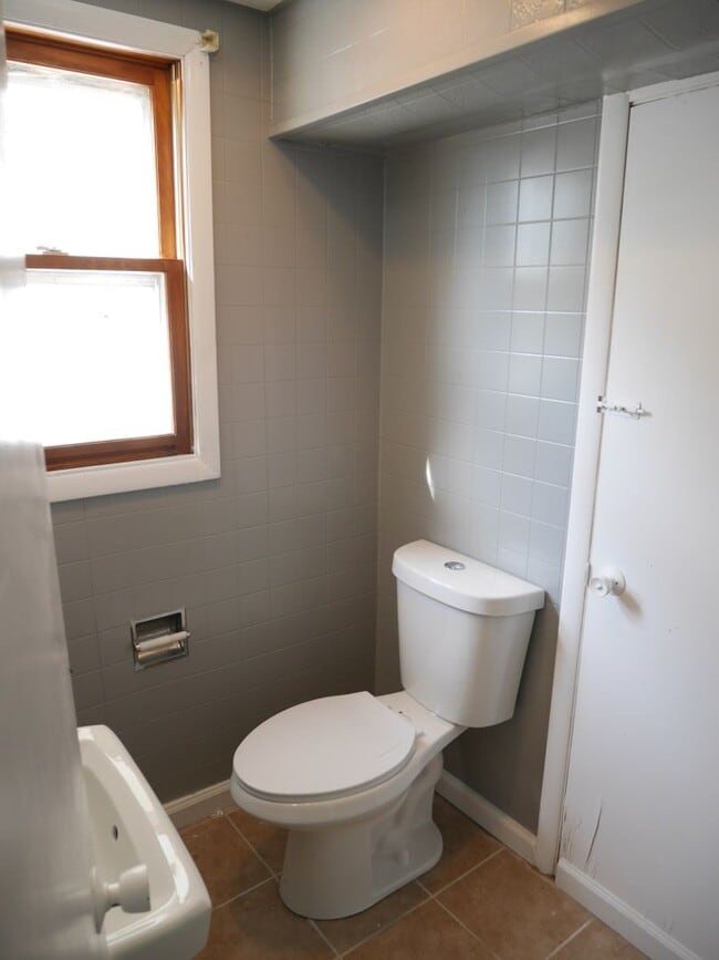 Building Photo - 1154SUA