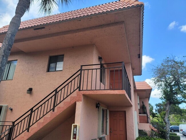 Foto del edificio - 213 Lakeview Dr