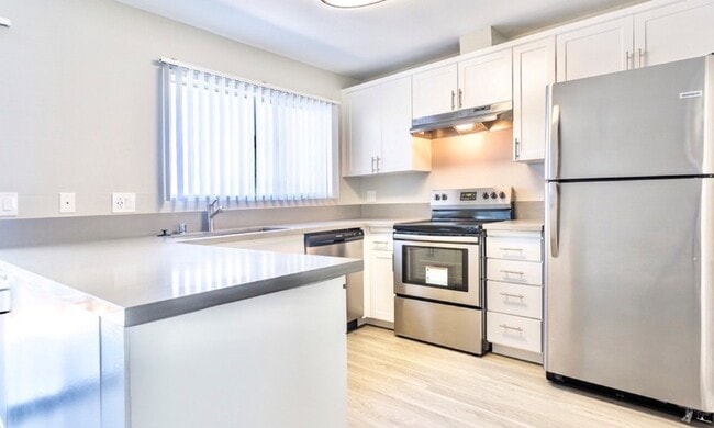 Spacious Kitchen | Apartments in Huntington Beach, CA | The Breakwater Apartments - The Breakwater