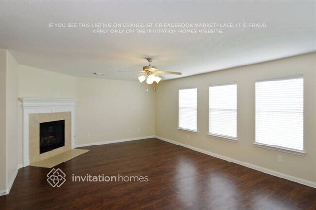 Foto del edificio - 16114 Majestic Glen Ln