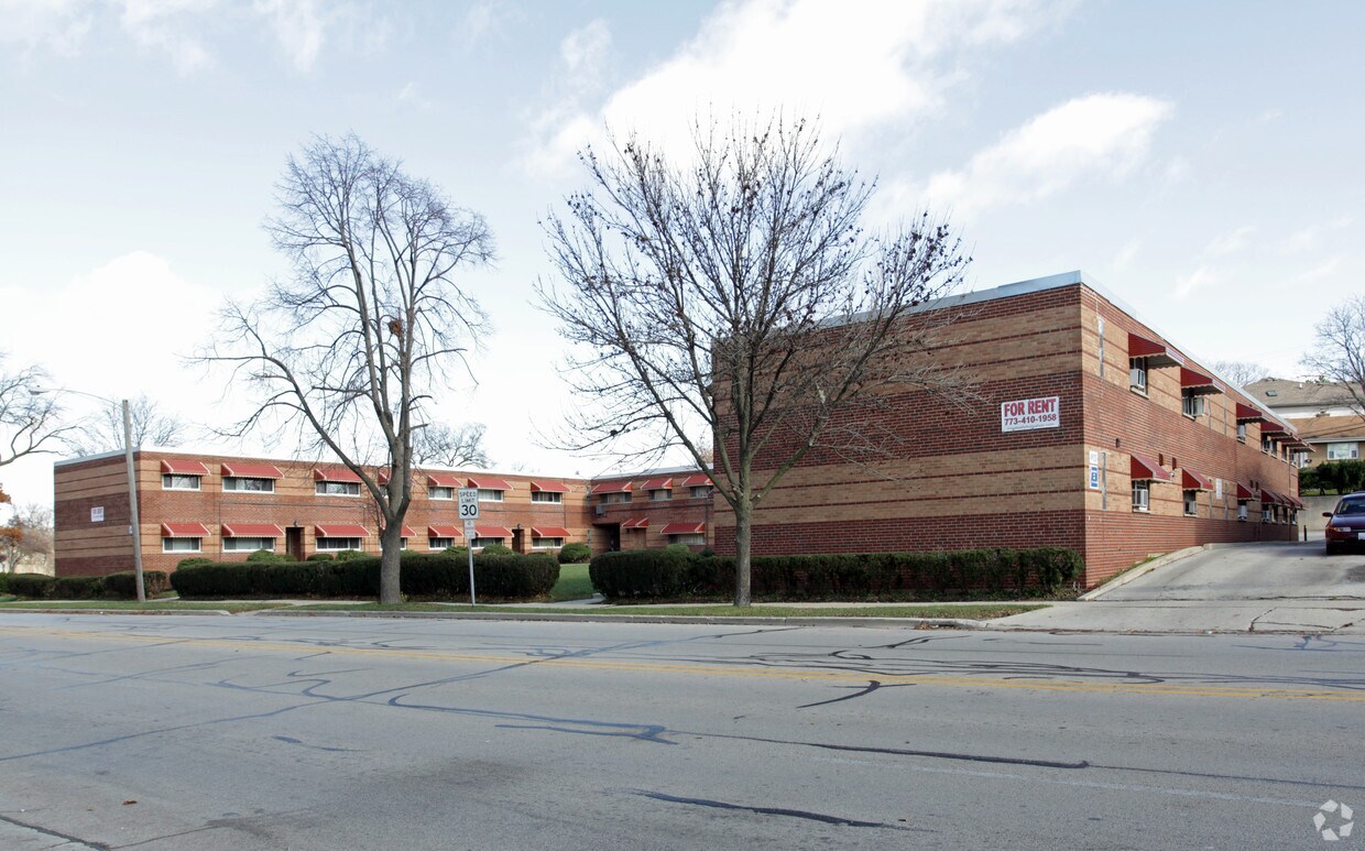 Foto principal - 4925 Fairview Ave