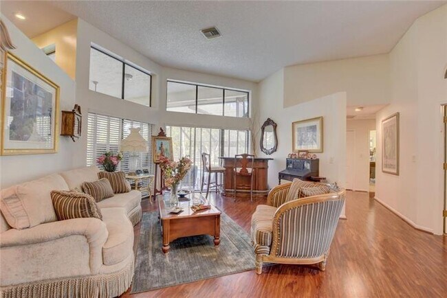 Foto del edificio - 6731 NW 61st Ave