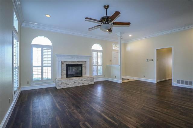 Building Photo - 800 Sundance Cir