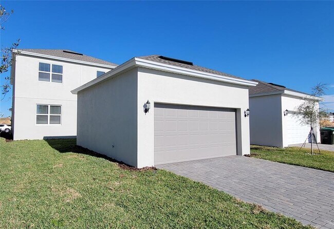 Building Photo - 5139 Lake Hamlin Trail