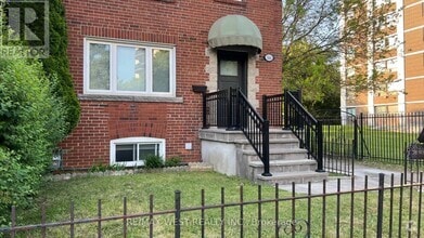 Building Photo - 148 Cosburn Ave.