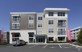 The Landing at Vinnin Square photo'