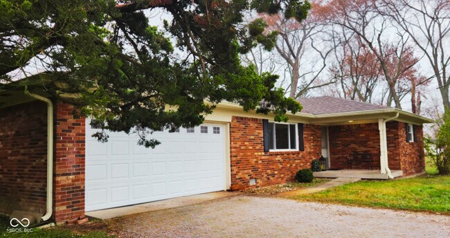 Foto del edificio - 9502 E 600 S