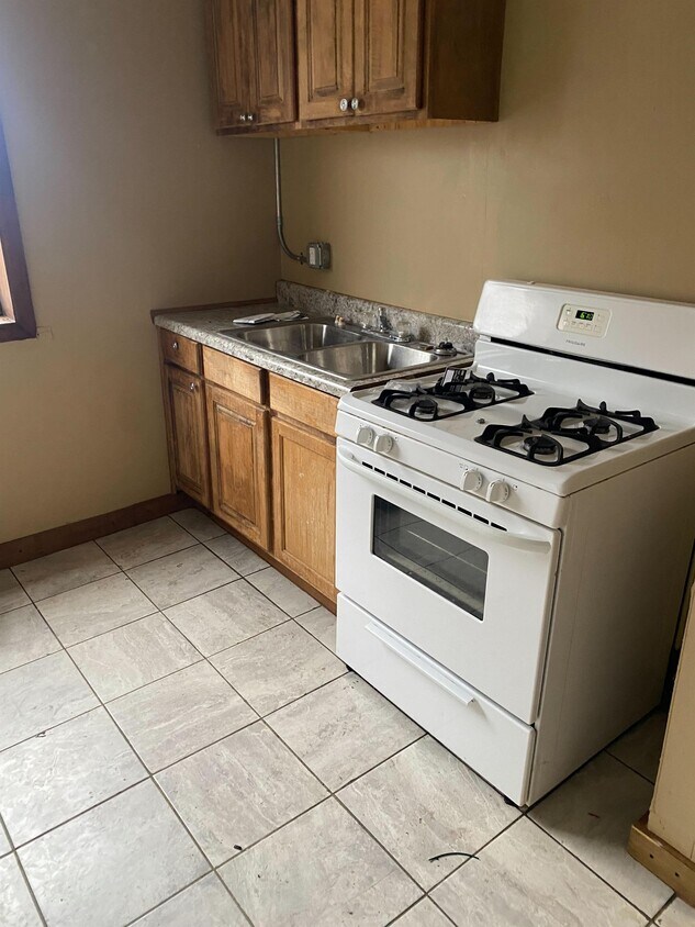 Foto principal - 429 W G St