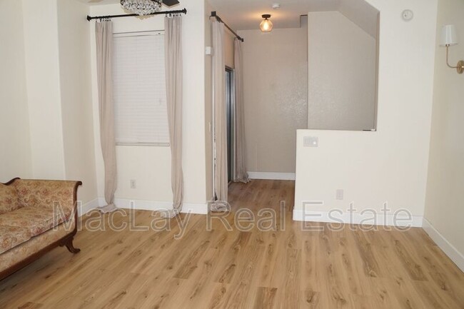 Foto del edificio - 900 S 94th St