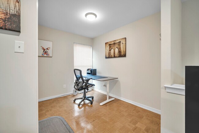 Foto del edificio - 3271 Red Lion Rd