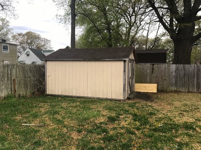 Building Photo - 3509 Winchester Dr