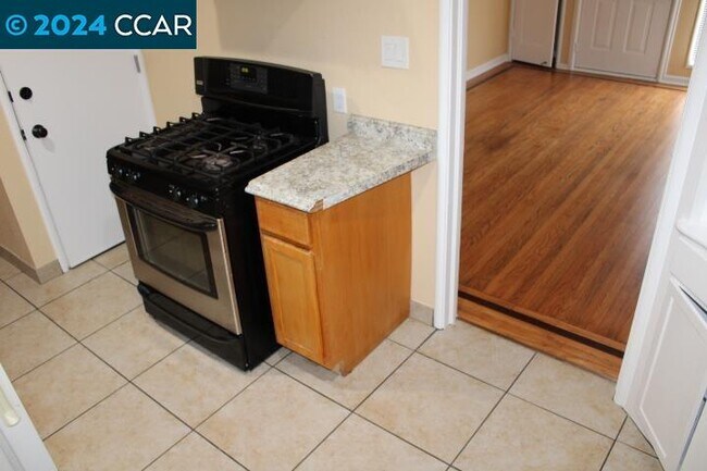 Foto del edificio - 649 18th St