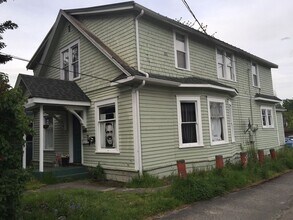 Building Photo - 1310 Grant St