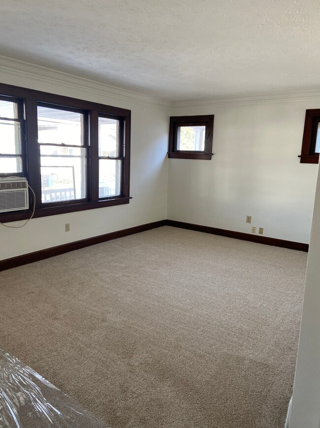 Foto del edificio - 4127 Clybourne Ave